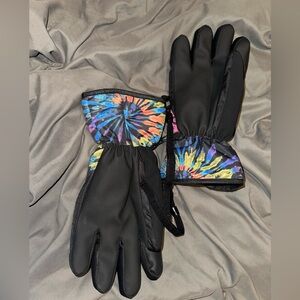 Colorful snow gloves!!